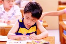 多动症如果不及时的进行治疗，孩子未来一片漆黑